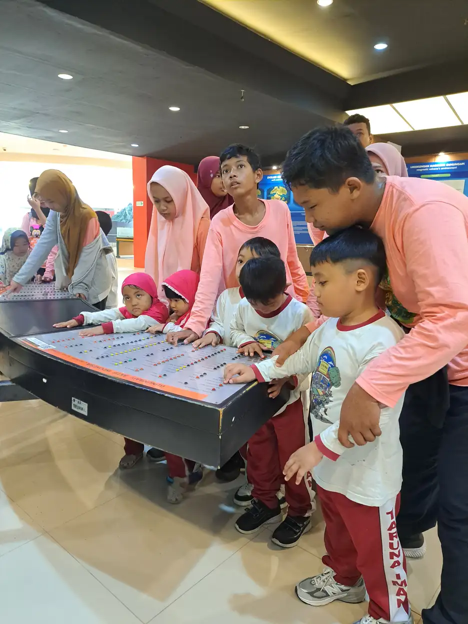 Permainan interaktif