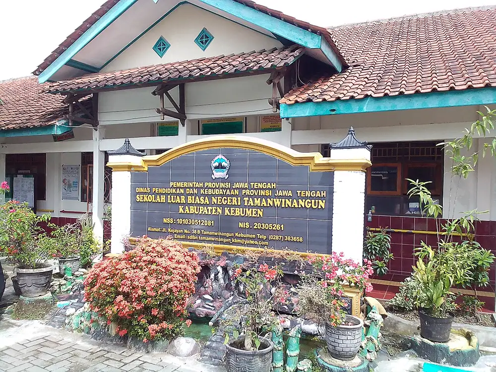 Anak ABK Harus Sekolah Dimana? Panduan Memilih Sekolah Inklusi, SLB, atau Jalur Lain
